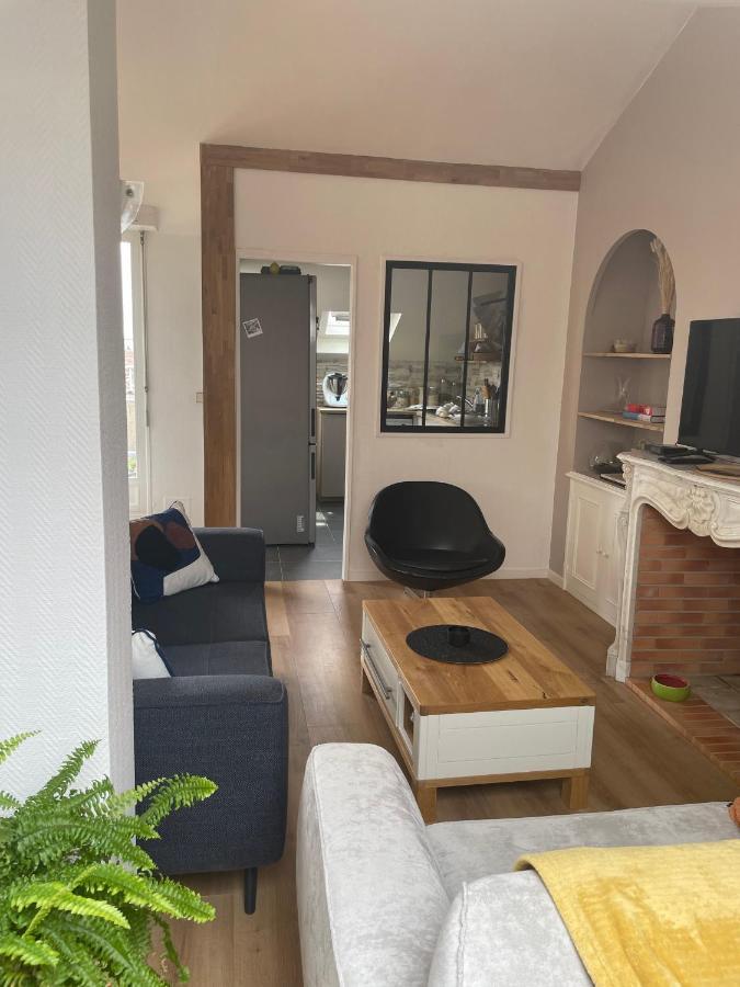 Grand Appartement Hypercentre Avec Terrasse Et Parking Poitiers Exterior photo